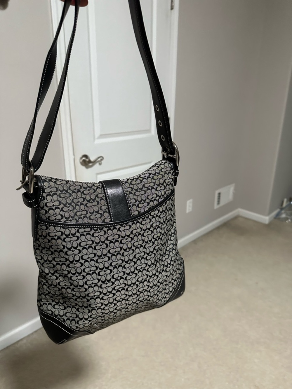 Coach Black and grey Signature Canvas Buckle Shoulder Bag - Picture 4 of 5